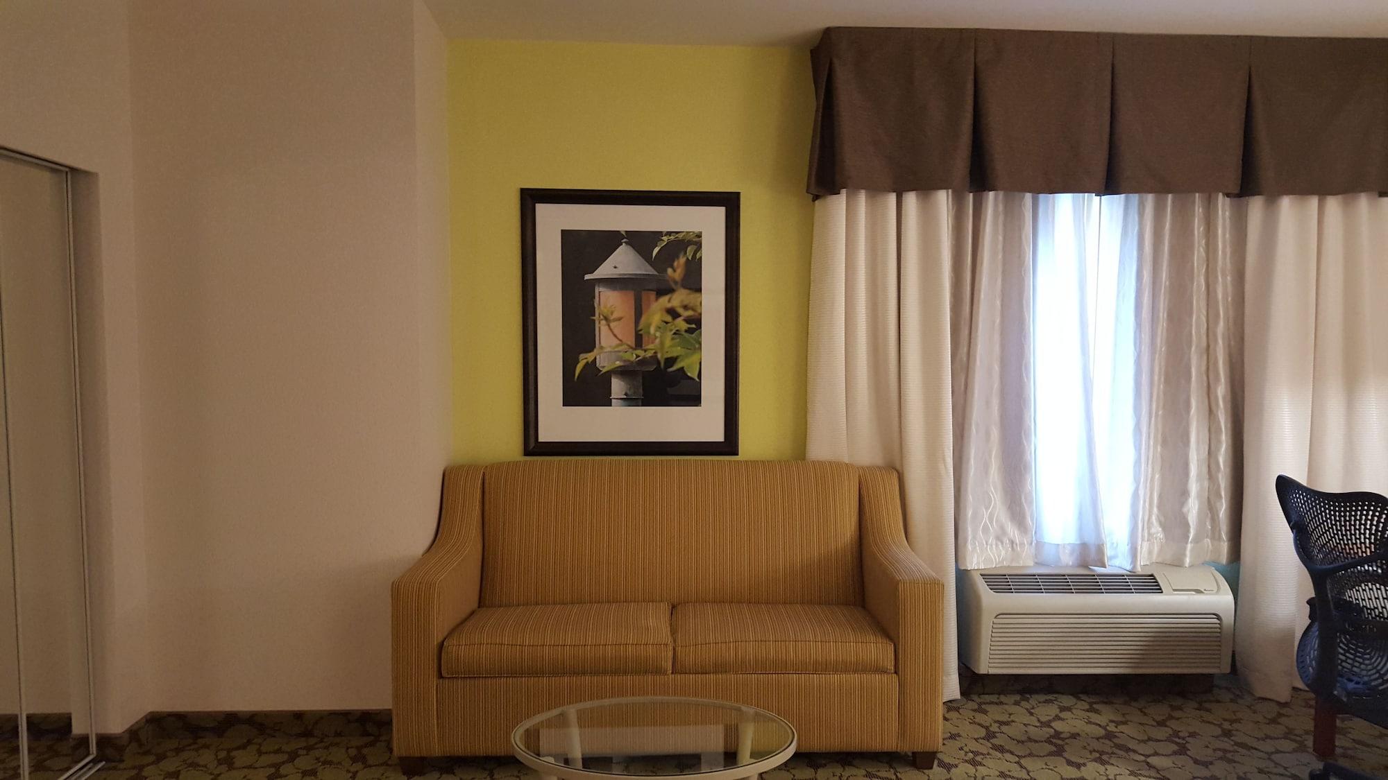 Hilton Garden Inn Redding Ngoại thất bức ảnh