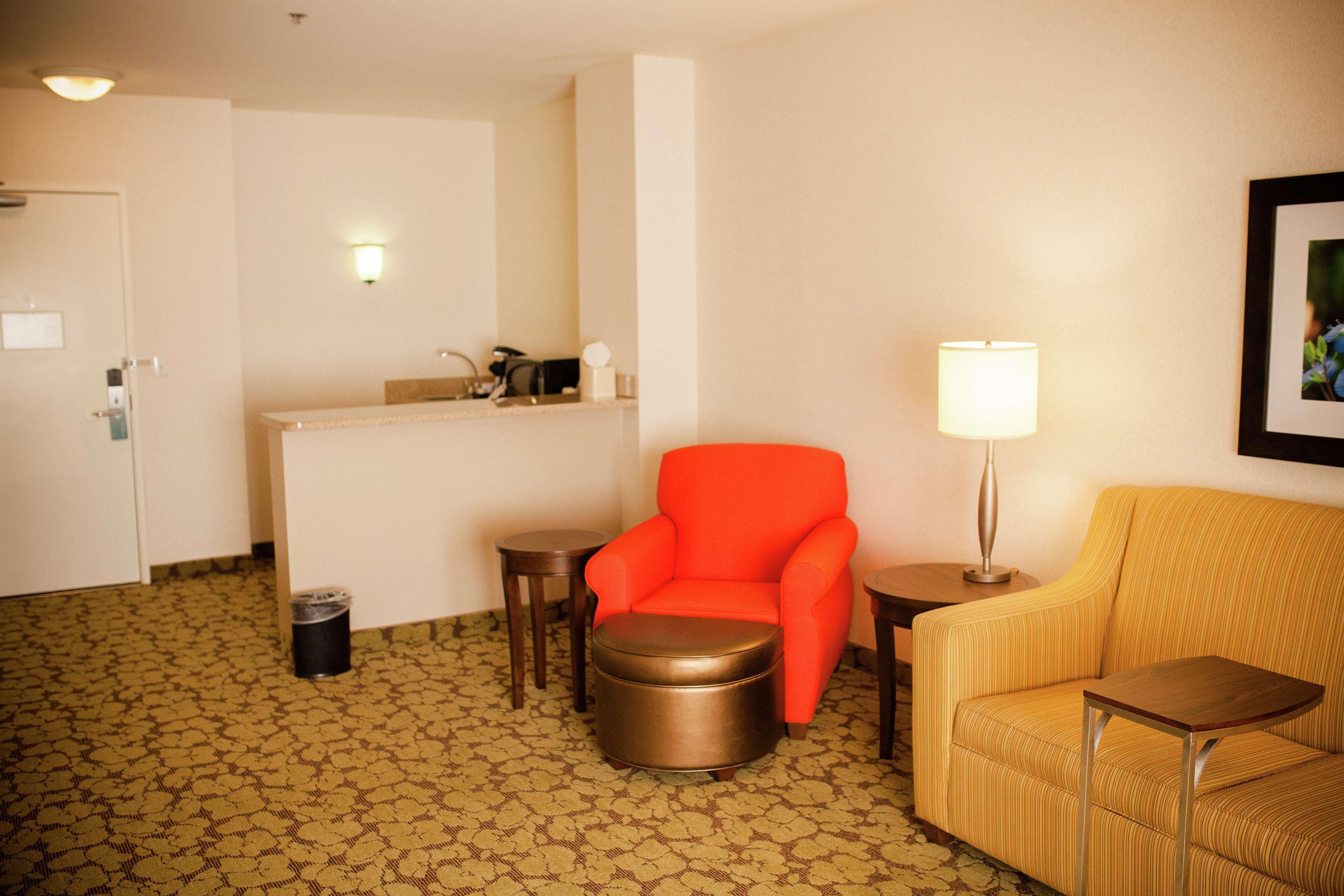 Hilton Garden Inn Redding Ngoại thất bức ảnh