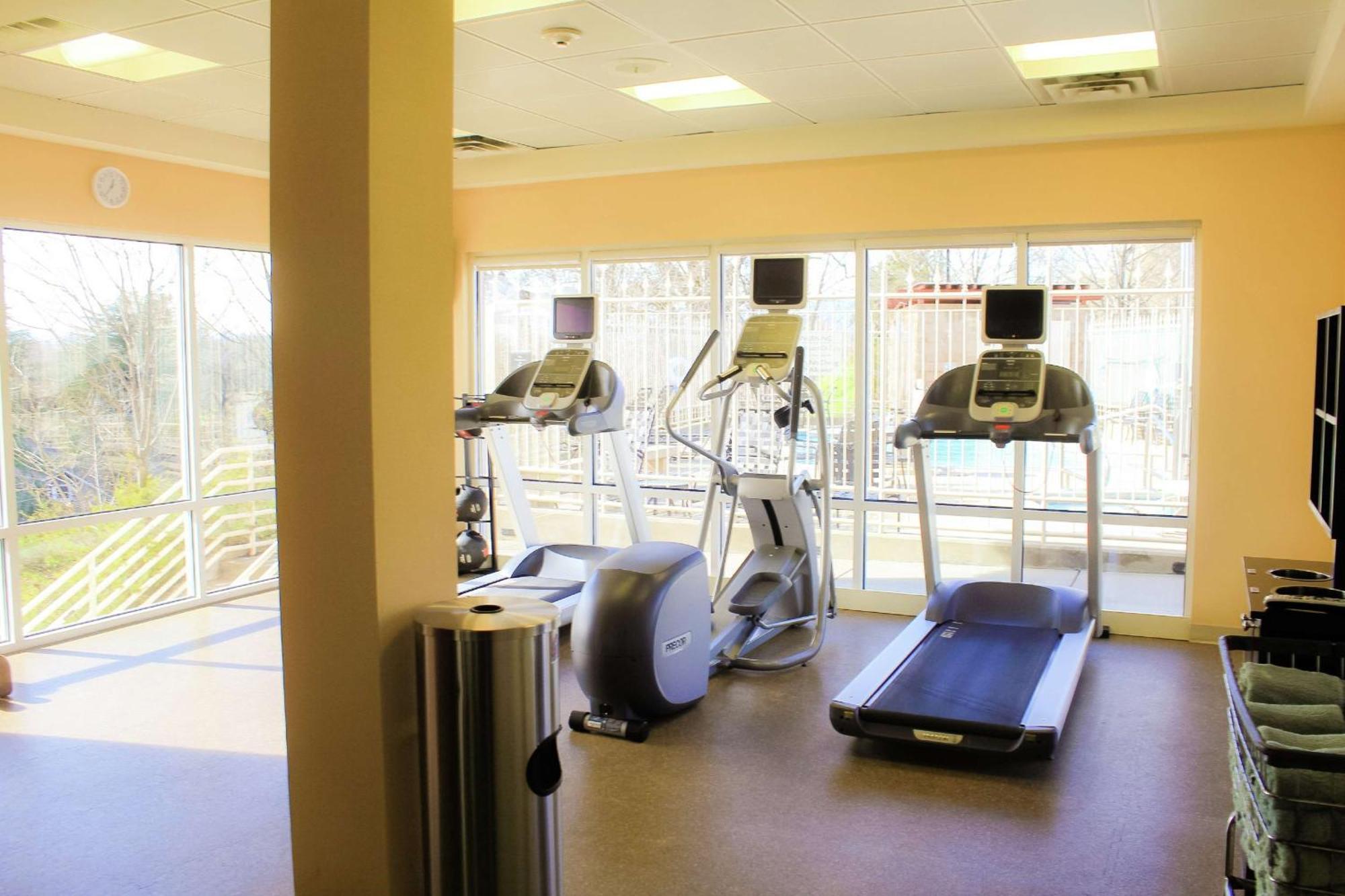 Hilton Garden Inn Redding Ngoại thất bức ảnh