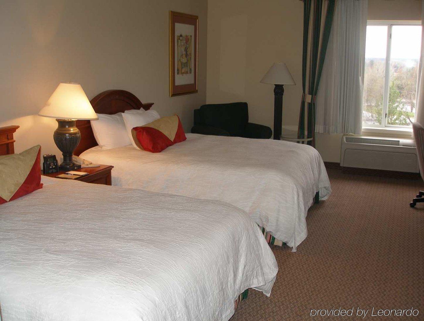 Hilton Garden Inn Redding Phòng bức ảnh