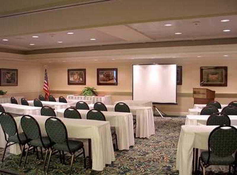 Hilton Garden Inn Redding Ngoại thất bức ảnh